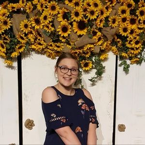 Meet your Posher, Makayla